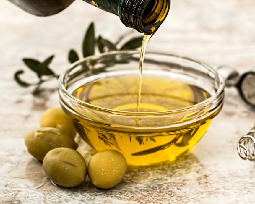 olive oil.jpg